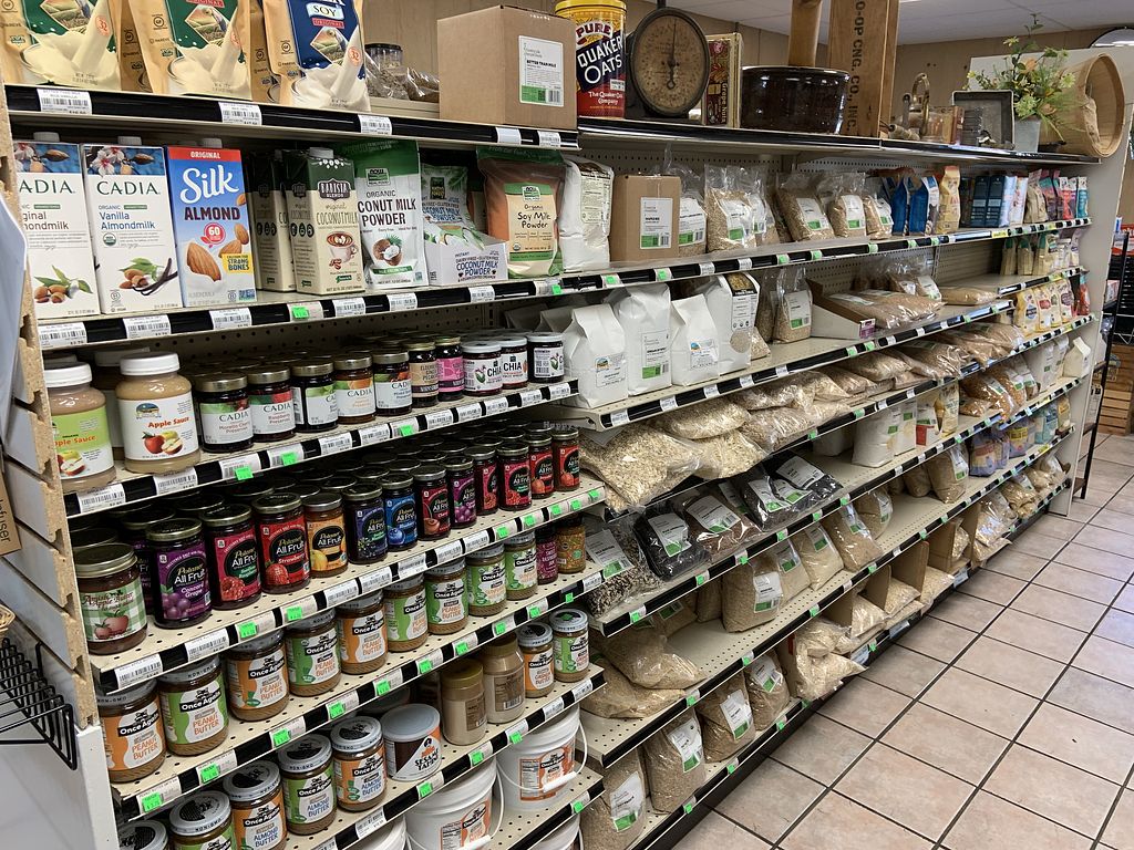 Country Life Natural Foods online pantry store